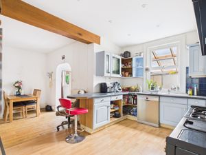 Kitchen- click for photo gallery